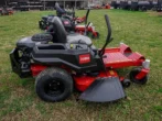 Toro 75746 42″ TimeCutter Zero Turn Mower 22HP Kohlers. - Image 5