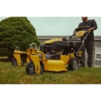 DEWALT 28 in. 224cc 3-in-1 Self-Propelled Gas Push Lawn Mowers. - Image 3