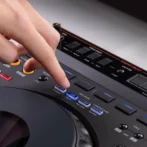 Pioneer DJ AlphaTheta DDJ-GRV6 4-channel performances DJ controllers - Image 2